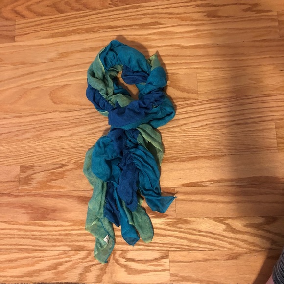 Christopher & Banks Ruffle Scarf - Picture 2 of 4